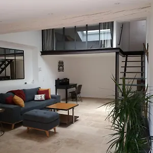 https://ct-sorgue.fr-provencehotel.com