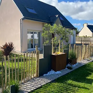https://lescale-551-gite-santec-a-250m-de-la-plage.inbrittany.com